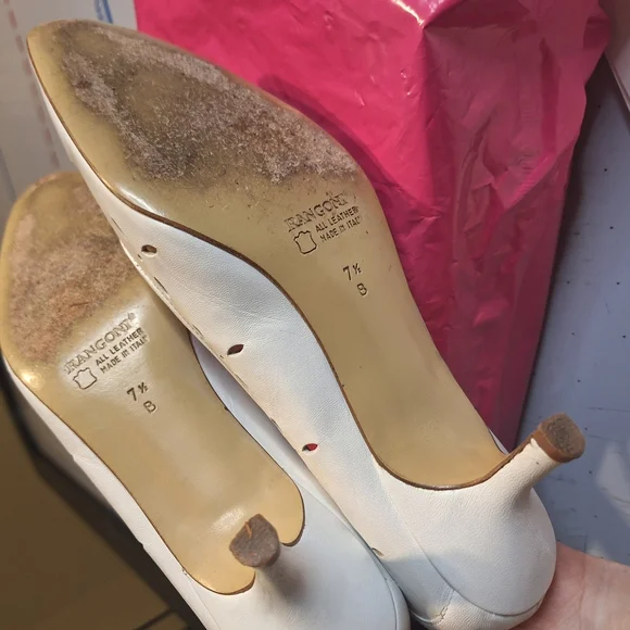 Rangoni White Pumps Heels Shoes Classic Design. Size 7.5 B - Picture 5 of 9